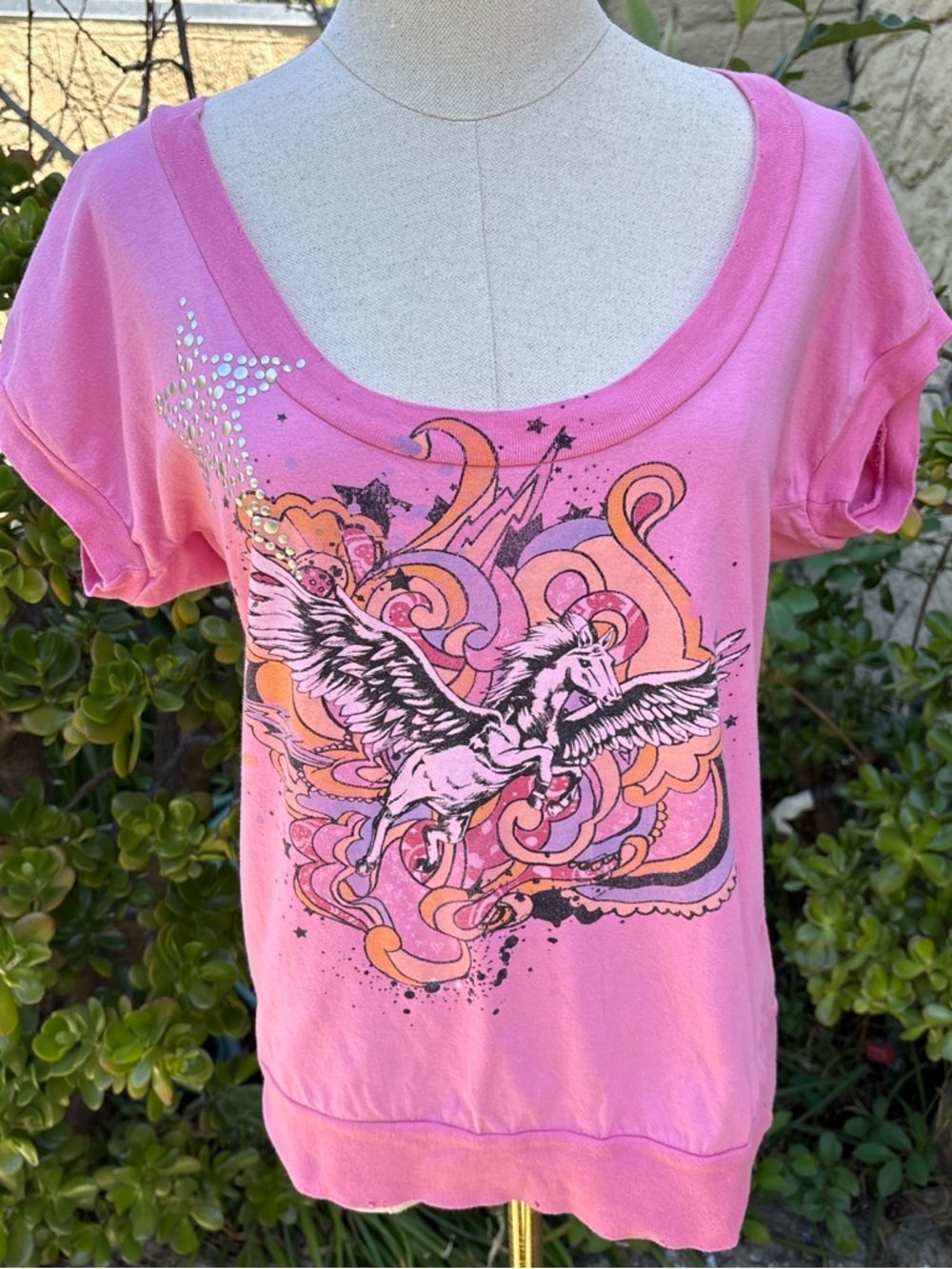 VTG Y2K Scrapbook Pink Pegasus Scoop Neck Top